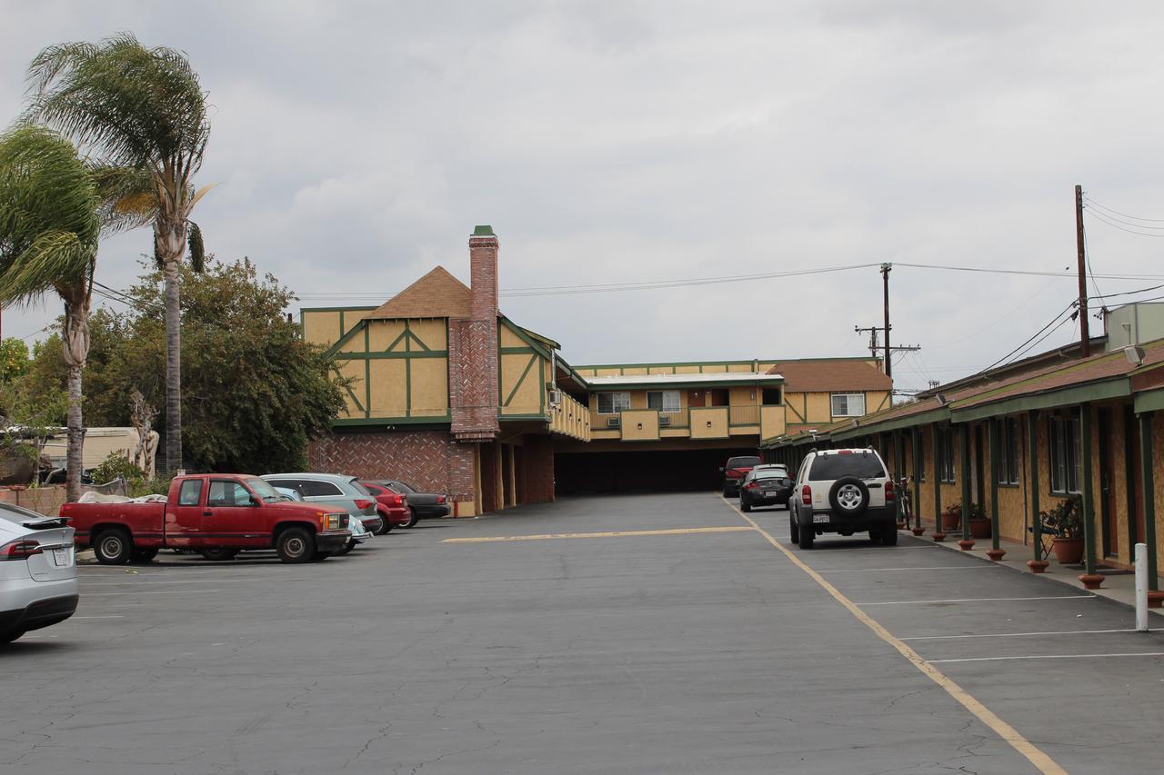 Starlite Motel Bellflower Luaran gambar