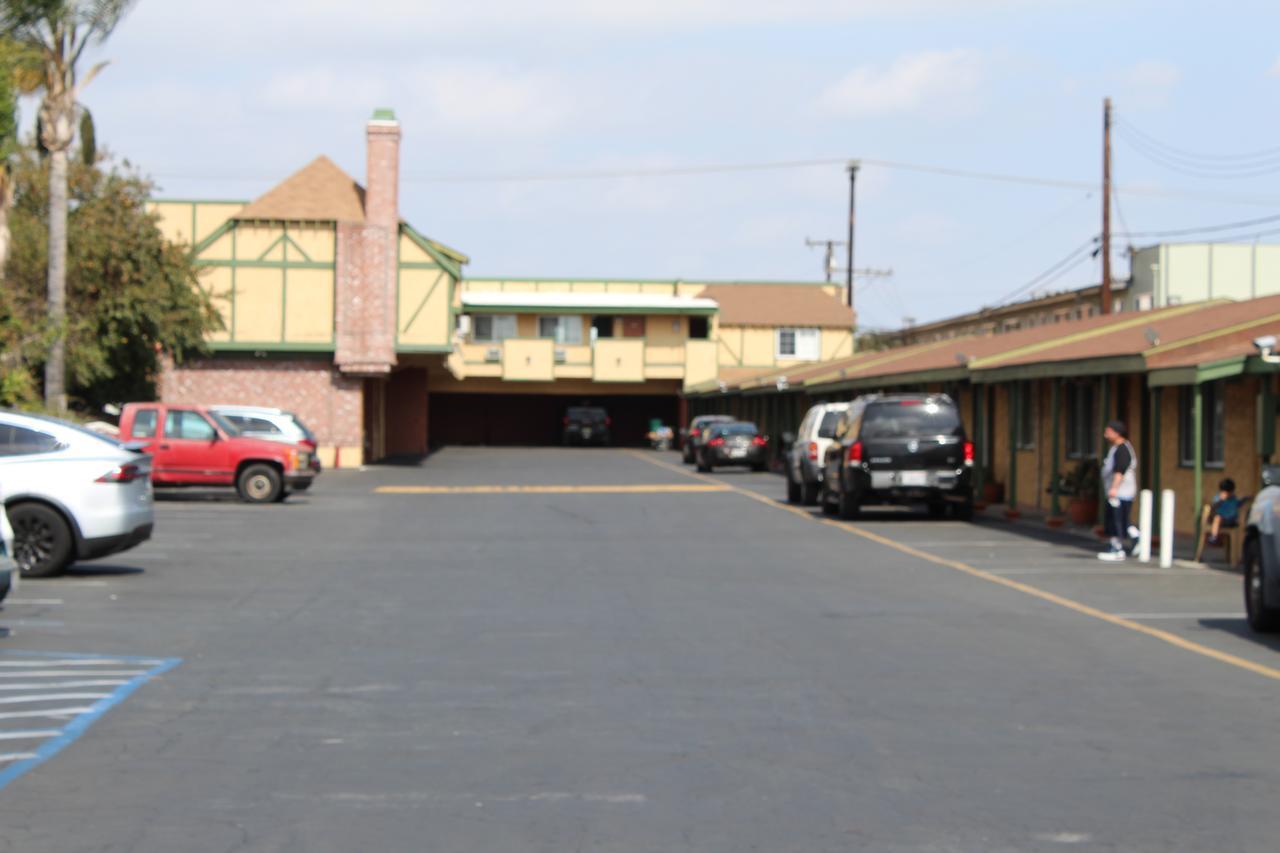 Starlite Motel Bellflower Luaran gambar