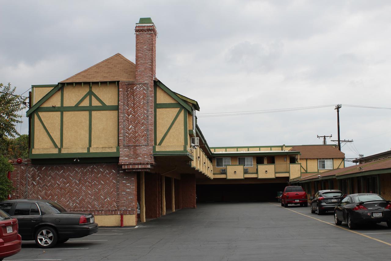 Starlite Motel Bellflower Luaran gambar